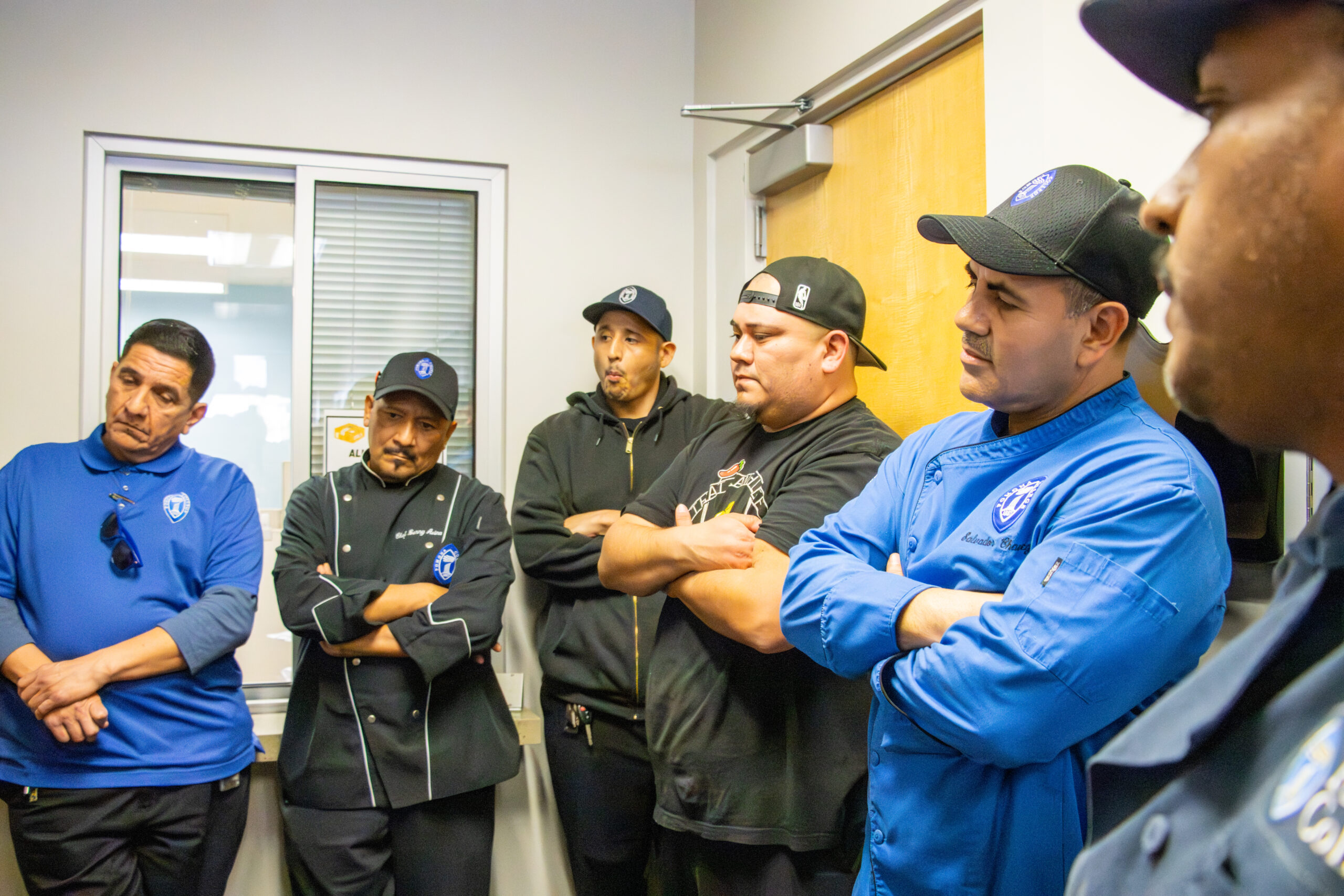 Pomona dining hall workers and students delegate to Assistant Vice President of HR to demand rehiring of Rolo Araiza 